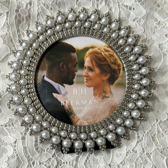 BH Silver Studded Faux Double Row Pearls Round Spikes Wedding Picture Frame - Picture 1 of 5
